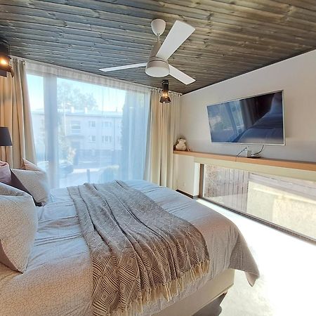 Lux Apartment 派尔努 外观 照片