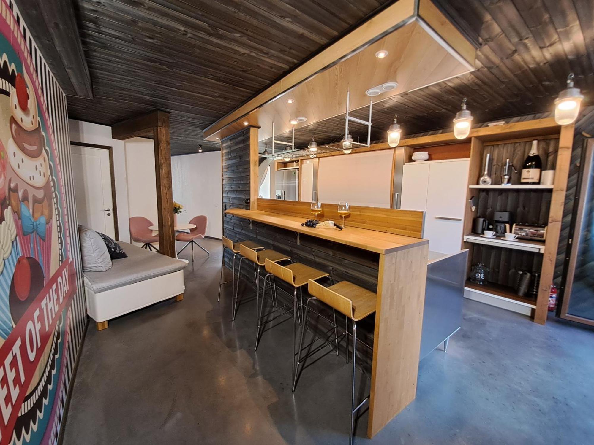 Lux Apartment 派尔努 外观 照片
