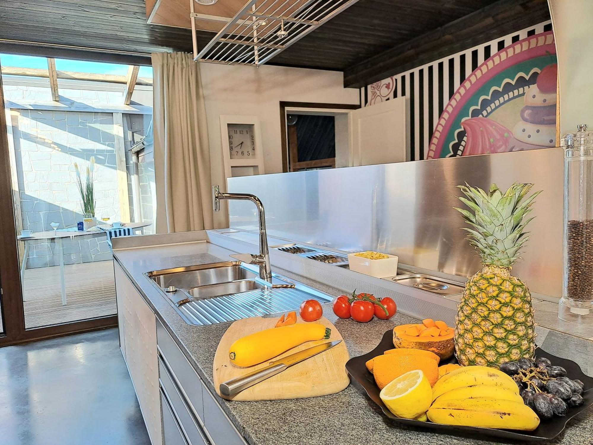 Lux Apartment 派尔努 外观 照片